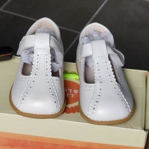 Livie & Luca White Opry